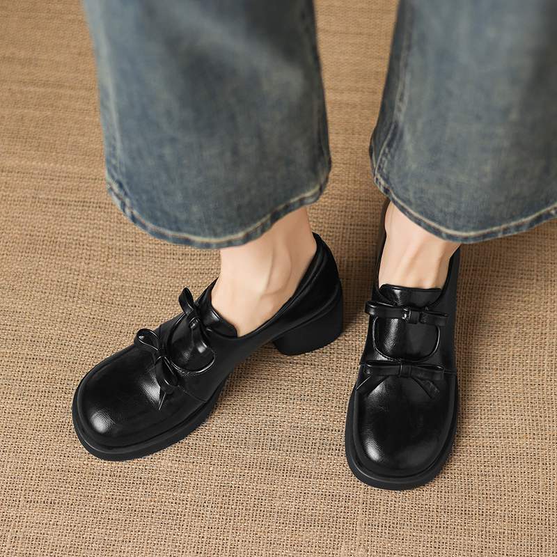 Krazing Pot Microfiber Round T - Oxford Lace Up Women review and price